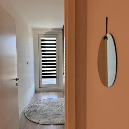 22nd Floor Lux Apt With Pool & Fitness *